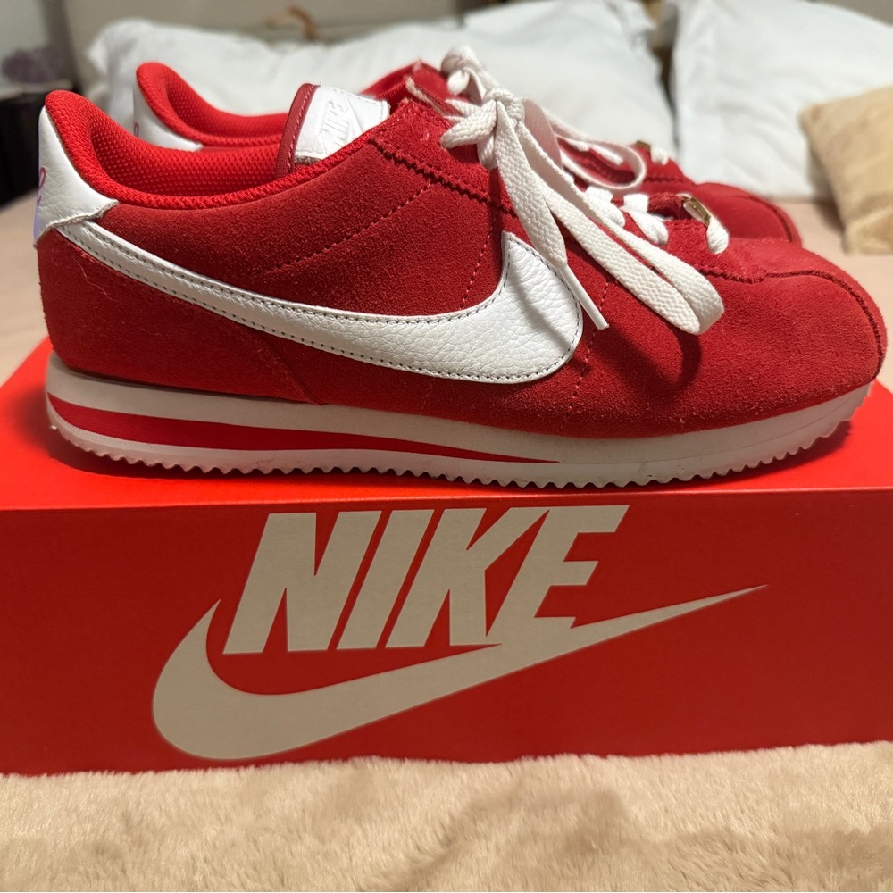 Nike Cortez VNTG University Red/White
W 9.5